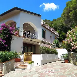  Ferienhaus Tra Mare E Bosco Nella Splendida Italien